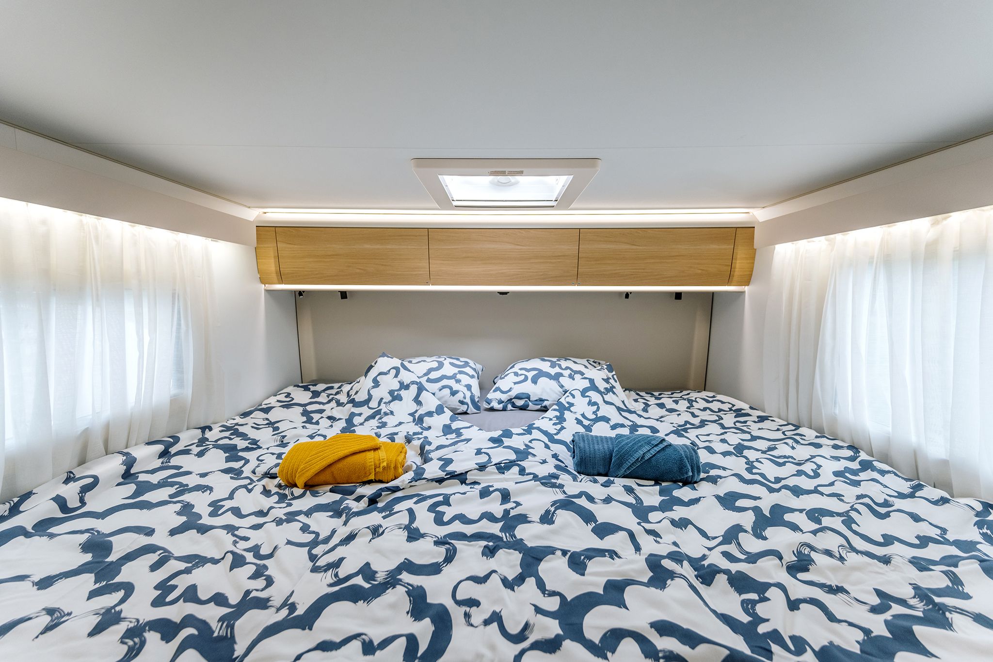alt="Adria_matrix_rear_bed">