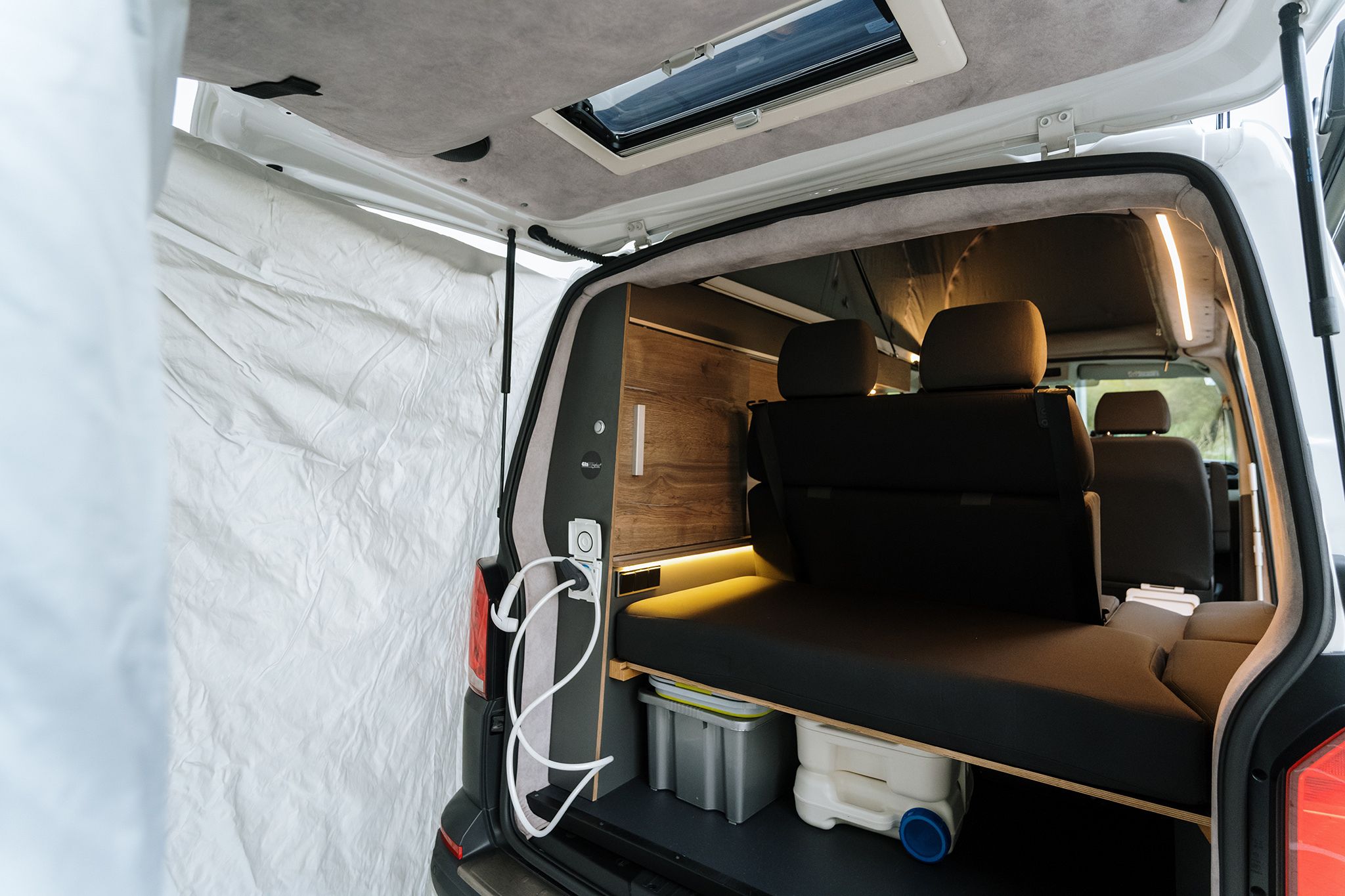 alt="VW_campervan_back">