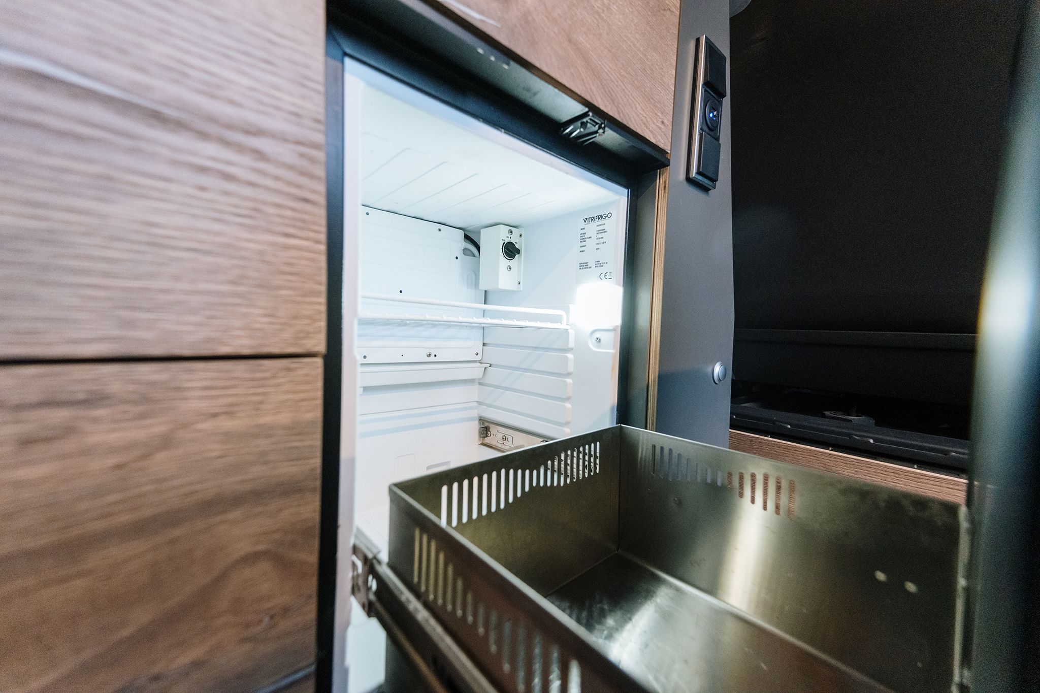 alt="VW_campervan_fridge">